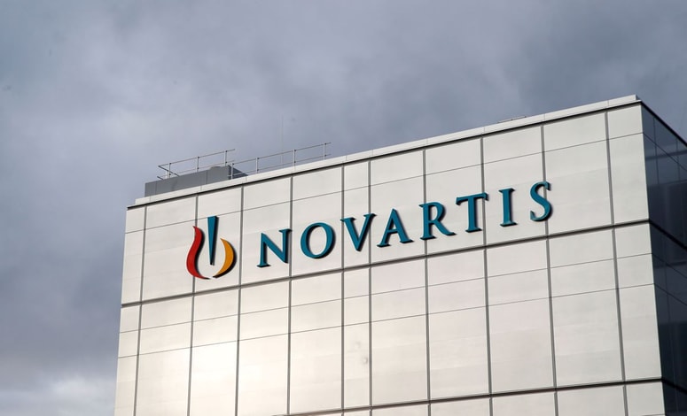 Glavna fotografija članka:Zdravilo, ki ga je prejel mali Kris, bo Novartis ponudil 100 "srečnežem", določil jih bo žreb