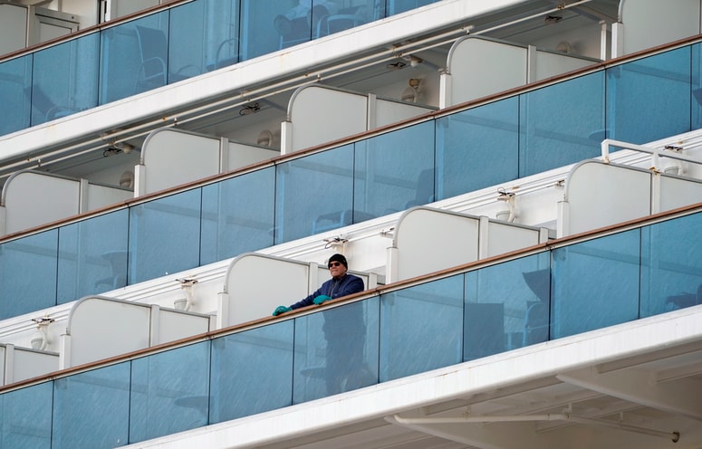 Glavna fotografija članka:(FOTO in VIDEO) Slovenci na ladji v karanteni na Japonskem se dobro počutijo
