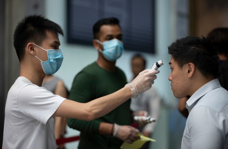 Glavna fotografija članka:Zaradi koronavirusa evakuacija v največji singapurski banki DBS