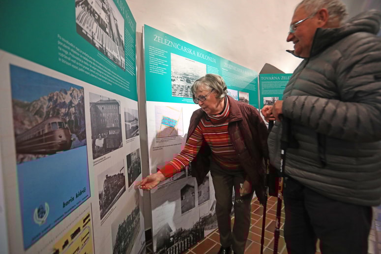 Odprtje razstave TVT Boris Kidrič Maribor - ob progi in za progo, v srcih in spominih ljudi v razstavišču  Archivum