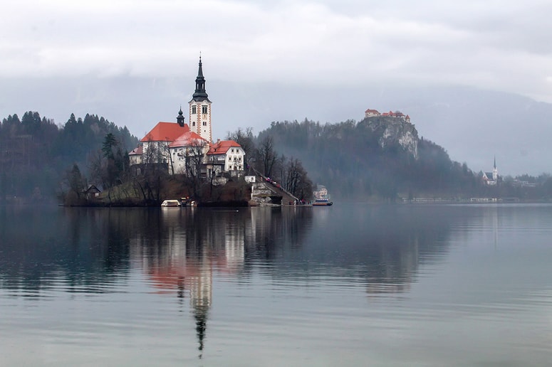 Glavna fotografija članka:Turizem in turisti: Nikoli ni prav