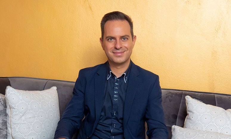 Glavna fotografija članka:(VEČER V ŽIVO) Dejan Jarič, holistični zdravnik: Moč celostnega zdravja