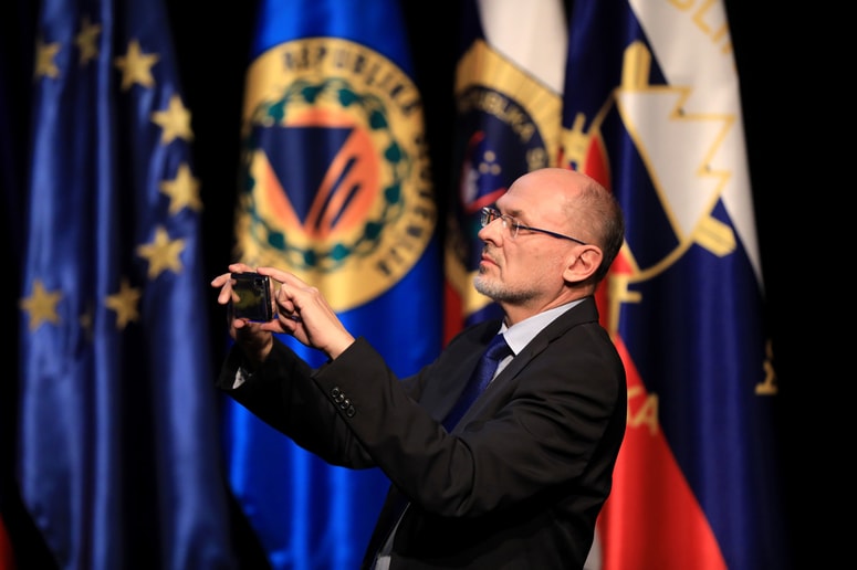 Glavna fotografija članka:(INTERVJU) Jelko Kacin: Ko te povabijo na pomoč, odgovor ne ne obstaja