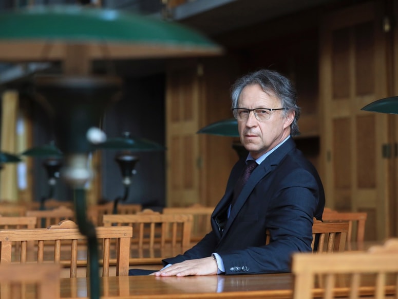 Viljem Leban: "Mislim, da je prav prilagodljivost do potreb uporabnikov glavna karakteristika sodobne knjižnice, tudi nacionalke."