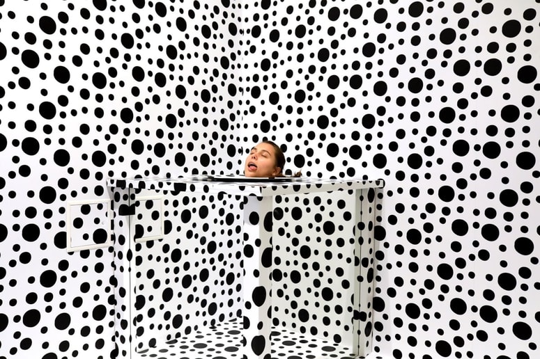 "Prijatelj? Nekdo, ki ostane, ko drugi odidejo."