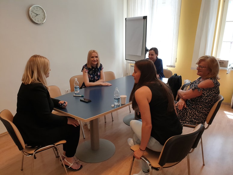 Glavna fotografija članka:Center za preprečevanje odvisnosti Maribor: Odvisnost je družinski problem