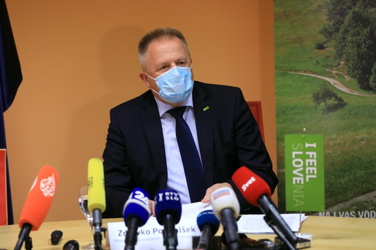 Glavna fotografija članka:Levica: Če izgubiš moralno avtoriteto in legitimnost na položaju, je edino pravilno, da greš