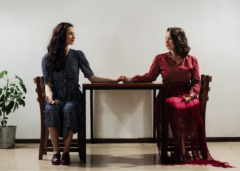 Urška Centa in Zvezdana Novaković