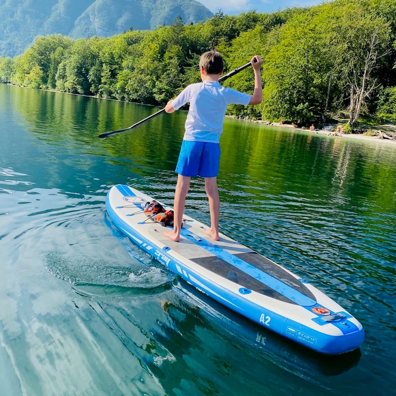 Še nekaj časa bo poudarek na domačih gostih, zelenem turizmu in manjših skupinah.
 