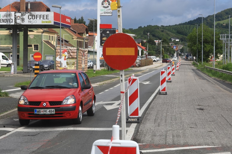 Ob sanaciji Šentiljske ceste bodo uredili tudi kolesarsko stezo. 