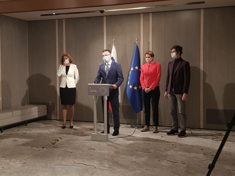 Glavna fotografija članka:Opozicija vladi očita, da je povsem nepripravljena na drugi val epidemije, predlaga ji ukrepe. Katere?