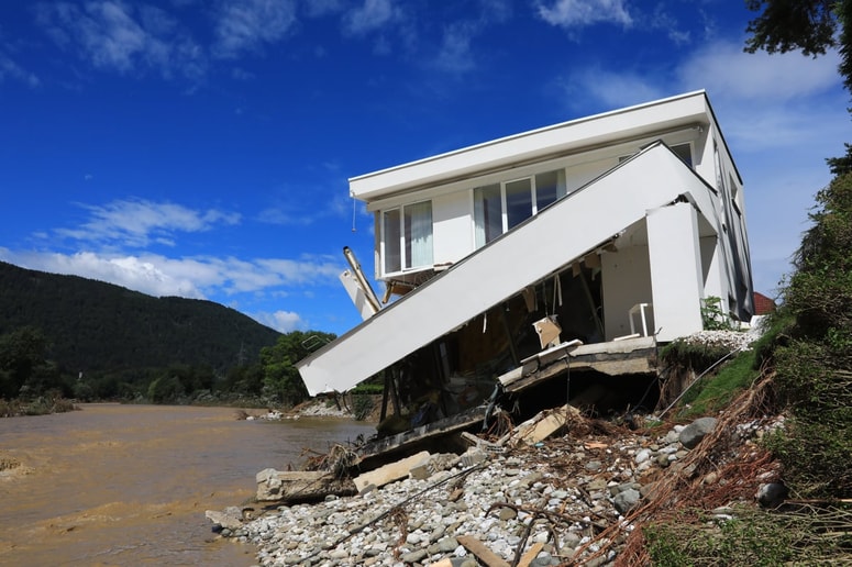 V postopku sprejema na vladi je trenutno sklep za odstranitev sedmih objektov.