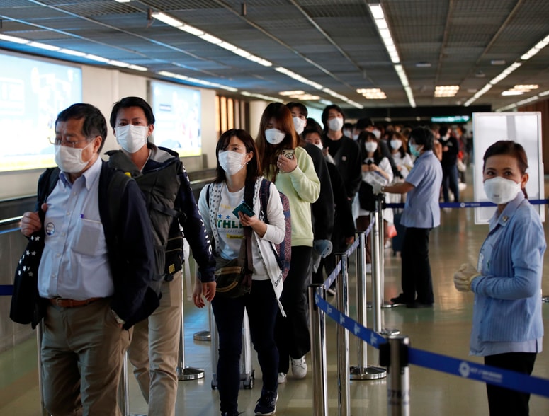 Glavna fotografija članka:Koronavirus terjal prvo smrtno žrtev med tujimi državljani, v Franciji potrdili pet novih okužb