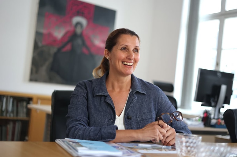 Direktorica Špela Spanžel 