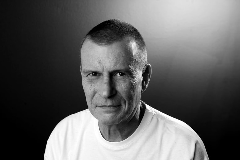 Glavna fotografija članka:Umrl je Večerov urednik in novinar Vojislav Bercko