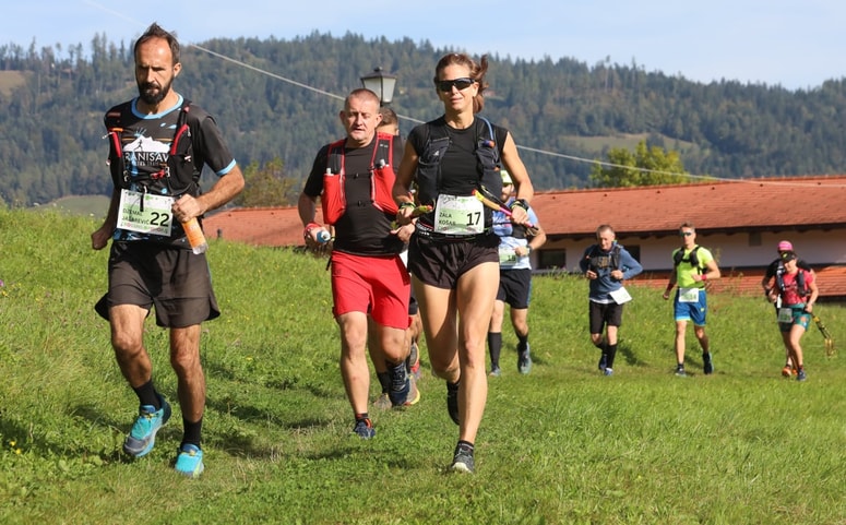 39-kilometrska preizkušnja se je začela v Lovrencu na Pohorju.