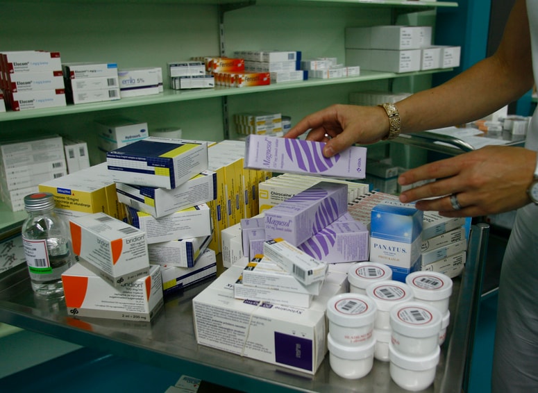 Glavna fotografija članka:Ta teden še ne bo odprta lekarna v Račah. Kdaj pa se ponovno odpira?