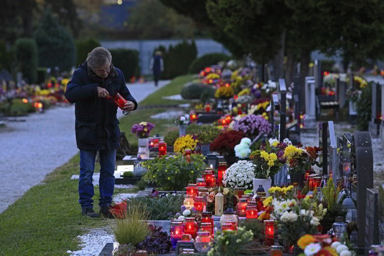 Pri Pogrebnem podjetju ugotavljajo, da se številne nedostavljene položnice vračajo, ker je naslovnik neznan ali preseljen.