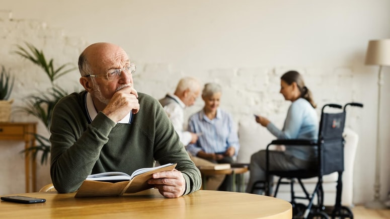 Glavna fotografija članka:Prizadevamo si, da bi imelo več ljudi s pljučnim rakom možnost ozdravitve