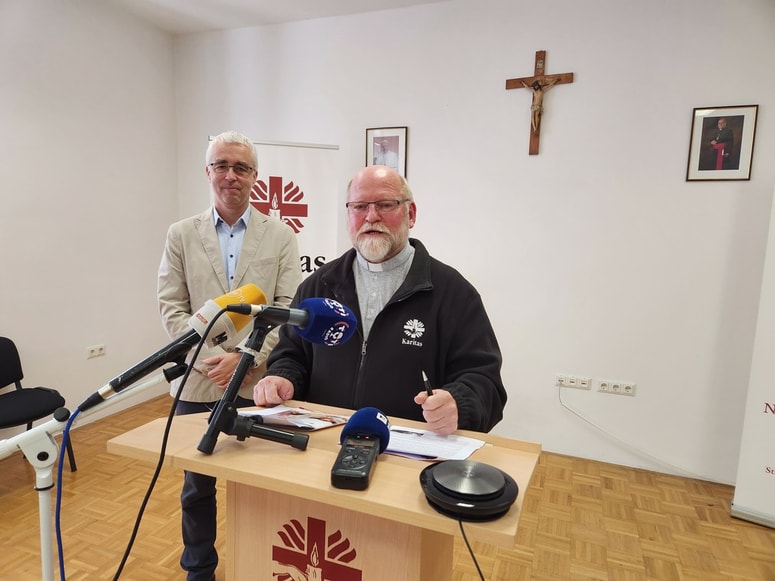 Branko Maček, predsednik Nadškofijske karitas Maribor in Peter Tomažič, generalni tajnik Slovenske karitas