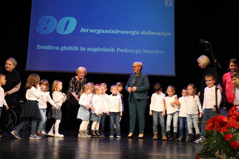 Glavna fotografija članka:Svečana proslava Društvo gluhih in naglušnih Podravja Maribor: Želijo razumeti in biti razumljeni