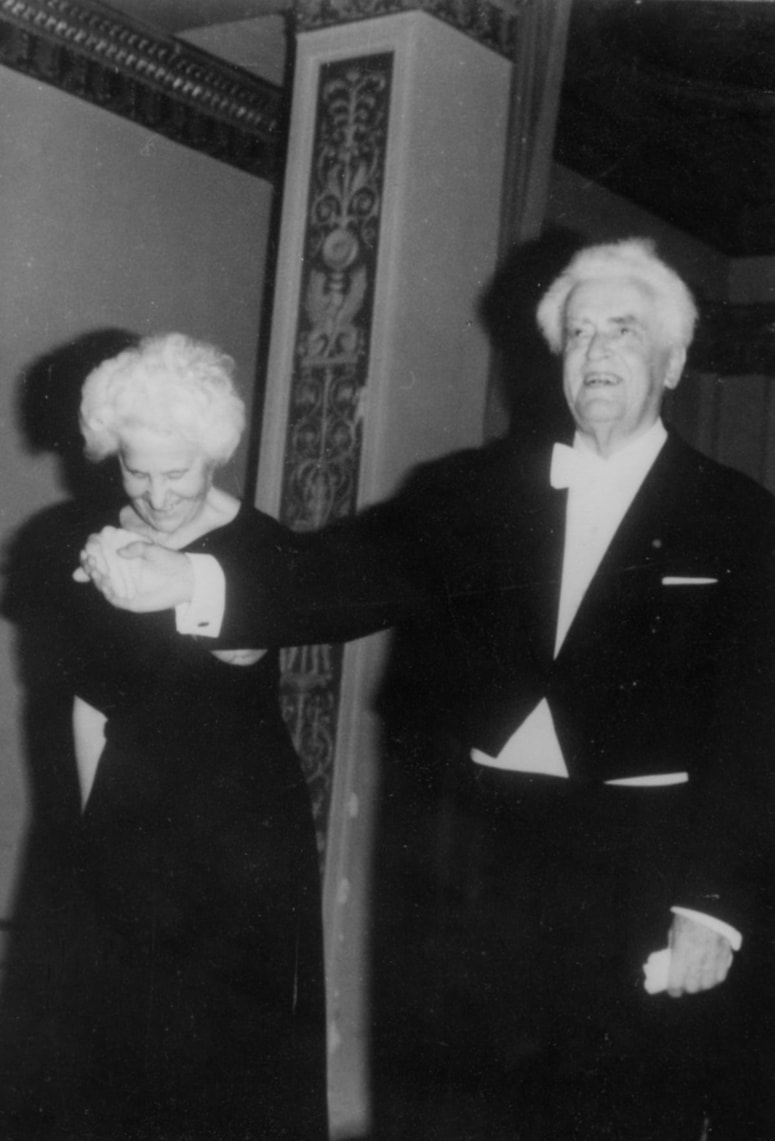 Hilda Dermota in Anton Dermota
 