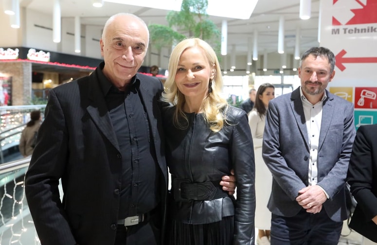 Solastnik trgovskega centra Mercator Tabor II Ivo Boscarol, ter direktorja Mercatorja Jerneja Kastelic in Urban Plestenjak