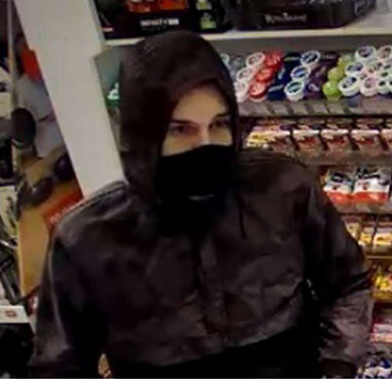 Fotografija roparja poslovnega lokala prostora na Gosposvetski ulici v Mariboru.