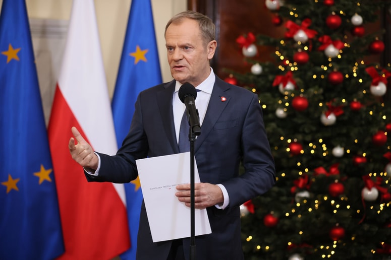 Med predvolilno kampanjo je Tuskova koalicija podprla in tudi obljubila ukinitev omenjenega sklada.