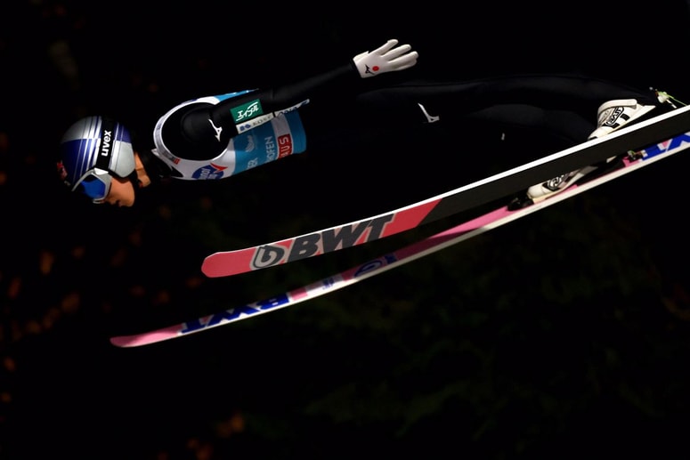 Kobayashi je bil najdaljši v kvalifikacijah.