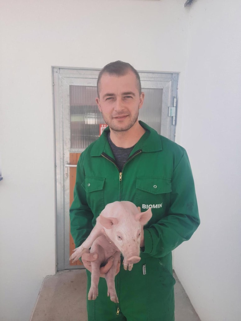 Rok Lančič, po izobrazbi inženir kmetijstva in krajinarstva, ima v kraju Žihlava v občini Sveti Jurij ob Ščavnici prašičjo farmo.