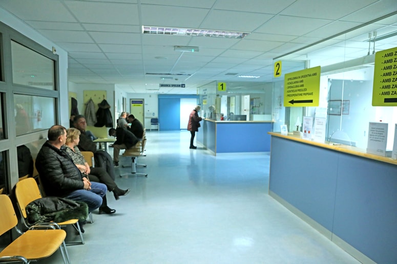 Na očesnem oddelku UKC Maribor trdijo, da zaradi stavke niso odpovedali niti enega termina. Ti odpadajo zaradi kadrovske stiske. 