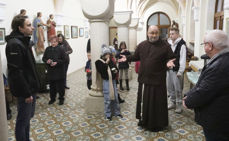 Janez Papa z verniki