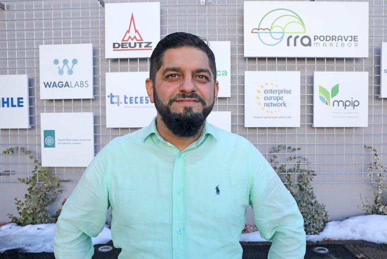 "Rome je treba izšolati, jih spraviti vsaj skozi srednjo šolo, da bodo lahko našli pametno službo," pravi Baftiaro. 