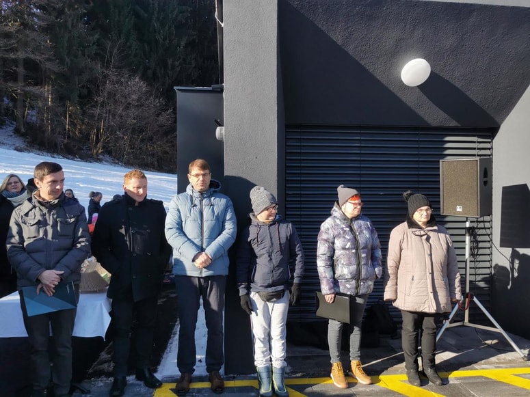 Glavna fotografija članka:Na Ravnah odprli nove domove za uporabnike CUDV