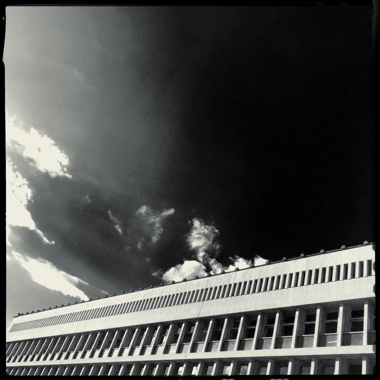 Glavna fotografija članka:(REKLI SO) Miro Cerar: Vemo, da je vsaka alternativa demokraciji slabša?