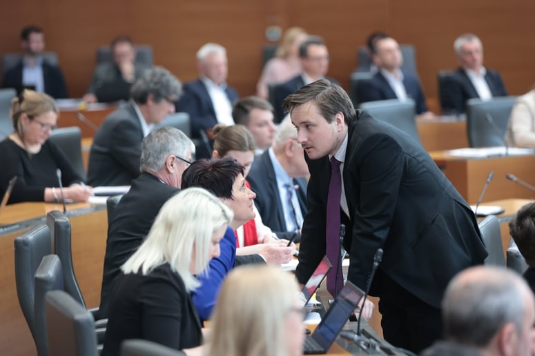 Namestnik vodje poslanske skupine Svoboda Lenart Žavbi 