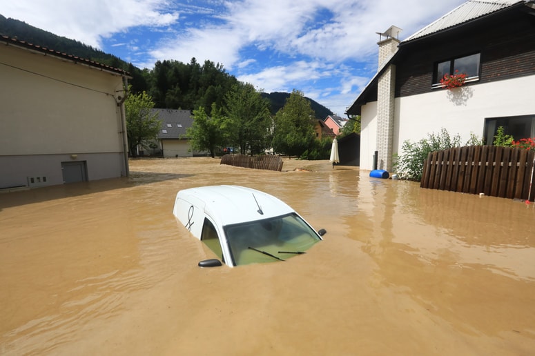 Dve tretjini hiš v Sloveniji ni ustrezno zavarovanih. 