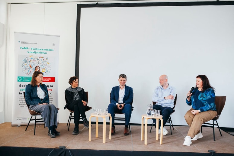 Tanja Buda z ministrstva za kohezijo in regionalni razvoj, Marija Ermenc z OŠ Livada Velenje, ravnatelj OŠ Ormož Aleksander Šterman, Vegard Johansen z NTNU in Lidija Tušek z ZRS Bistra Ptuj
 