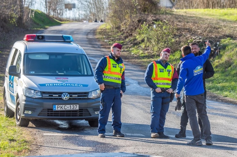 Policisti so že podrobno zaslišali njegove prijatelje in člane skupine, vendar med pogovori niso odkrili nobenih znakov o morebitnih napetostih ali sporih znotraj glasbenega benda. Fotografija je simbolična. 