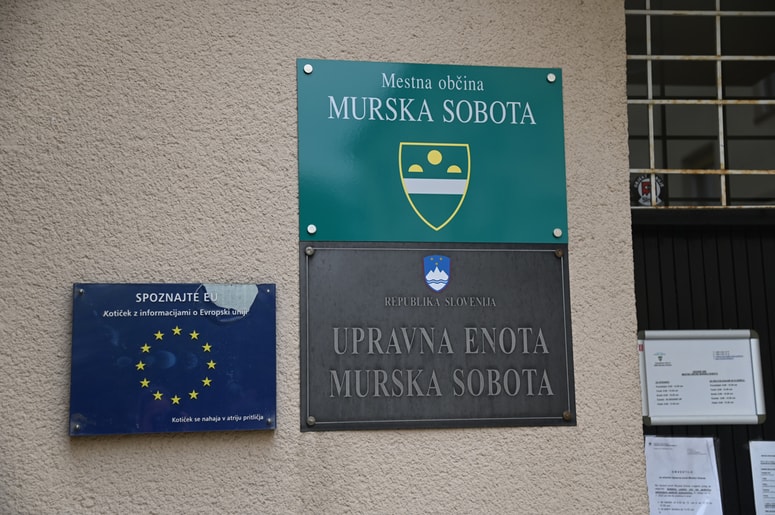 Trenutne aktivnosti mestne občine potekajo v smeri odpovedi veljavnega pogodbenega razmerja z upravno enoto, hkrati se prodaja tudi zgradba.
 