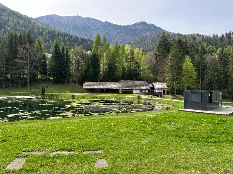 Jezero trenutno ni v najboljšem stanju, a po zagotovilih župana bo kmalo očiščeno. 