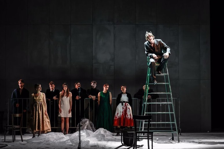 Pet kraljev: K psihopatologiji neke monarhije 