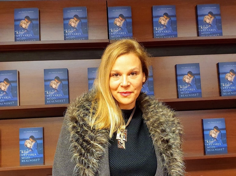 Asya Širovnik Moškon 