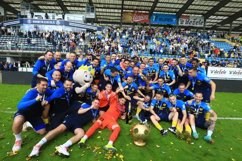 Celjani so drugič nogometni prvaki.