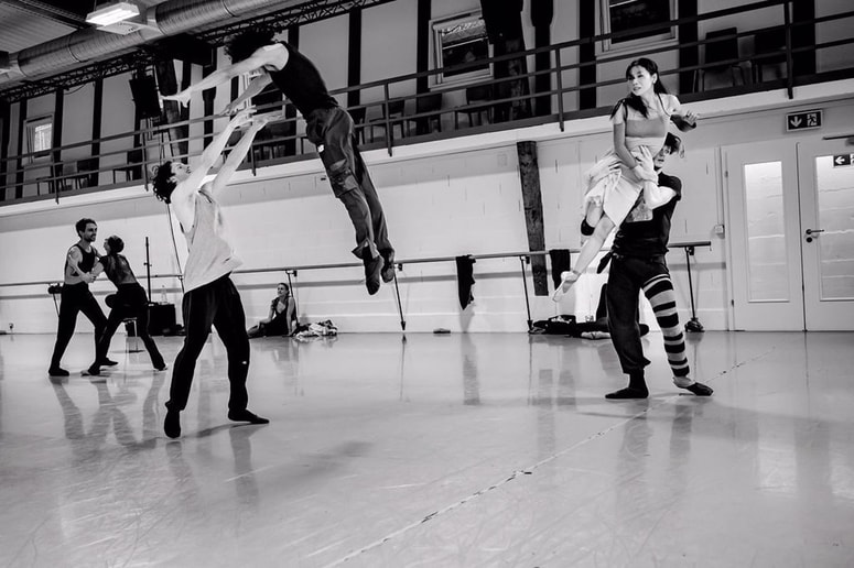 Iz Hamleta Valentine Turcu 