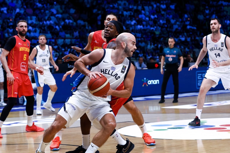 Glavna fotografija članka:Šport na TV