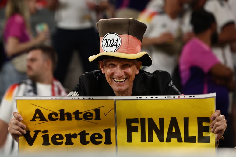 Glavna fotografija članka:Šport na TV