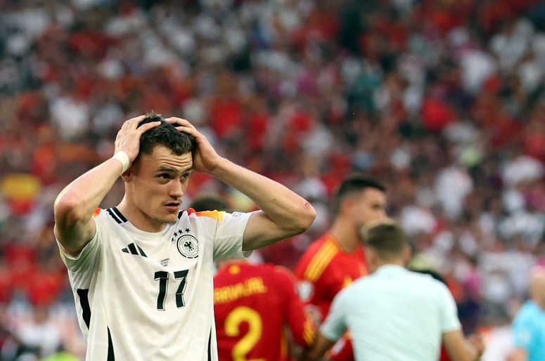 Glavna fotografija članka:(FOTO) Nogometaši Španije prvi polfinalisti EP z zmago po podaljšku nad gostiteljico Nemčijo