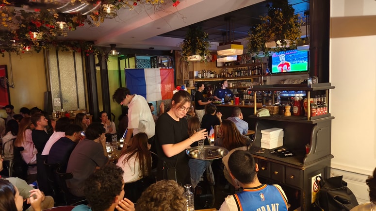 Navijači so se strinjali, da je Lamine Yamal zlomil francosko moštvo. 